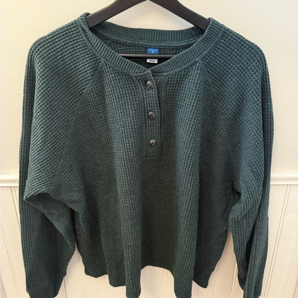 Old Navy Green Waffle Knit Henley Plush Tee